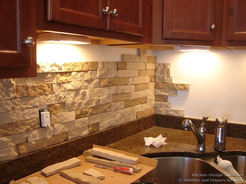 Kitchen Backsplash Ideas - Materials, Designs, and Pictures