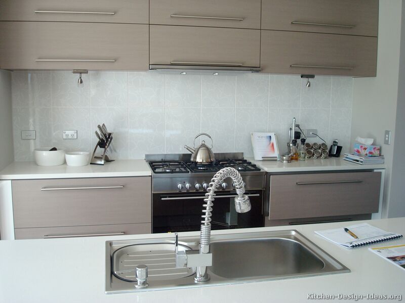 Pictures of Kitchens - Modern - Beige Kitchen Cabinets