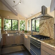 Modern Light Wood Kitchen