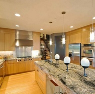 Modern Light Wood Kitchen