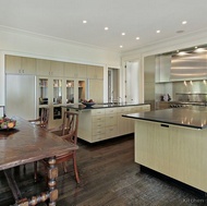 Modern Light Wood Kitchen