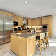 Modern Light Wood Kitchen