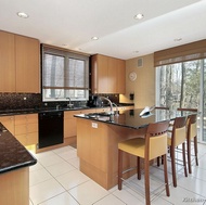 Modern Light Wood Kitchen