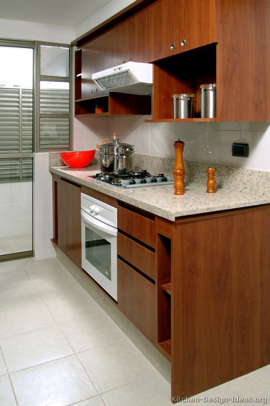 Pictures of Kitchens - Modern - Medium Wood Kitchen Cabinets (Kitchen #12)