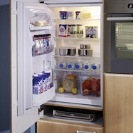 Modern Medium Wood Kitchen