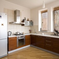 Modern Medium Wood Kitchen