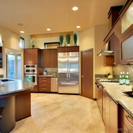 Modern Medium Wood Kitchen