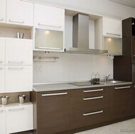 Modern Medium Wood Kitchen