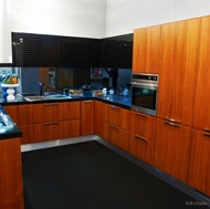 Modern Medium Wood Kitchen