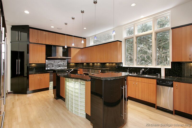 Pictures of Kitchens - Modern - Light Wood Kitchen Cabinets (Page 3)