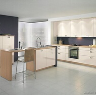 Modern Two-Tone Kitchen