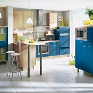 Modern Two-Tone Kitchen