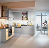 Modern Two-Tone Kitchen