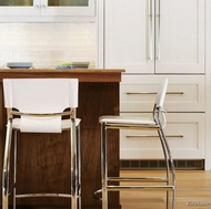 Modern Two-Tone Kitchen