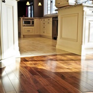 Traditional Antique White Kitchen