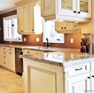 Traditional Antique White Kitchen