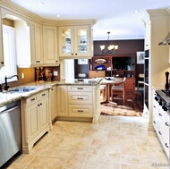 Traditional Antique White Kitchen