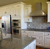 Traditional Antique White Kitchen