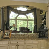 Traditional Antique White Kitchen