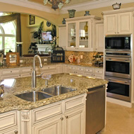 Traditional Antique White Kitchen