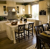 Traditional Antique White Kitchen