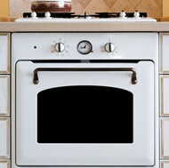 Traditional Antique White Kitchen