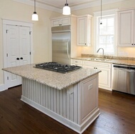 Traditional Antique White Kitchen