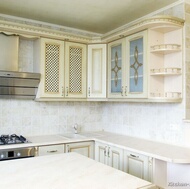 Traditional Antique White Kitchen