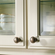 Traditional Antique White Kitchen