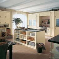 Traditional Antique White Kitchen