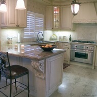 Traditional Antique White Kitchen