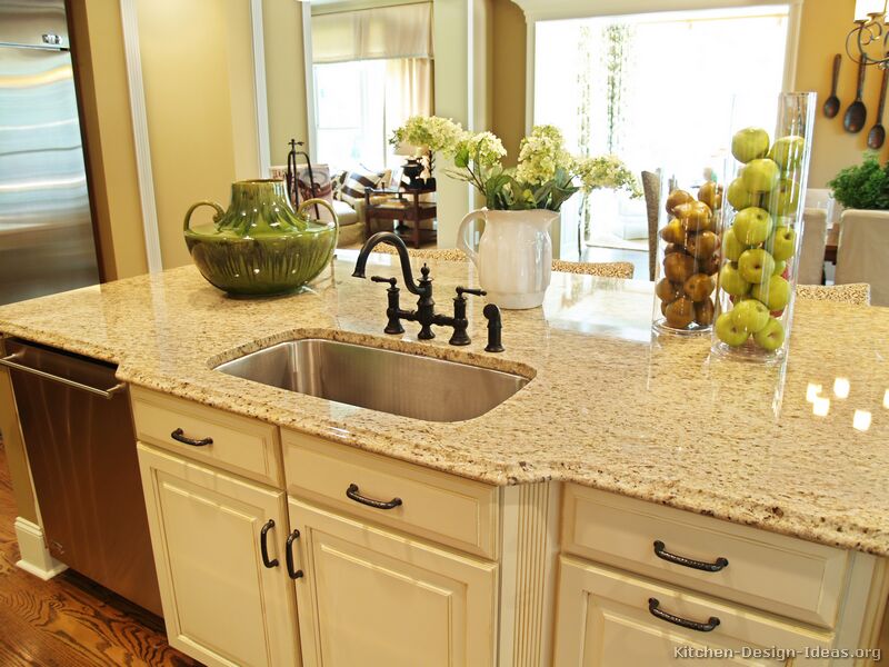 White Kitchen Cabinets with Granite Countertops | 800 x 600 · 90 kB · jpeg | 800 x 600 · 90 kB · jpeg