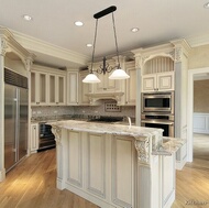 Traditional Antique White Kitchen