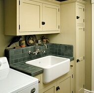 Traditional Antique White Kitchen