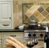 Traditional Antique White Kitchen