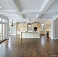 Traditional Antique White Kitchen