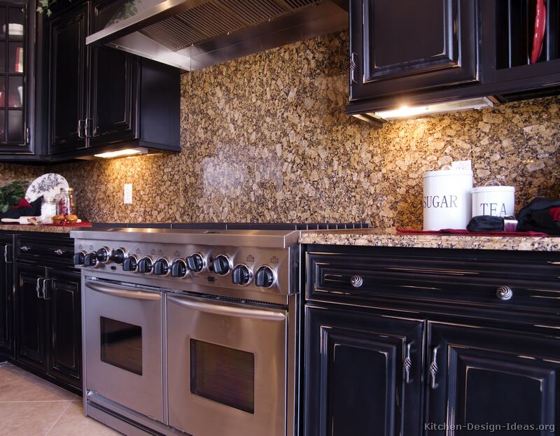 Kitchen Backsplash Ideas - Materials, Designs, and Pictures