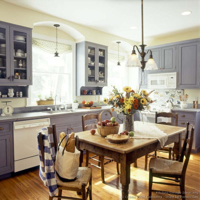 Early American Kitchens - Pictures and Design Themes