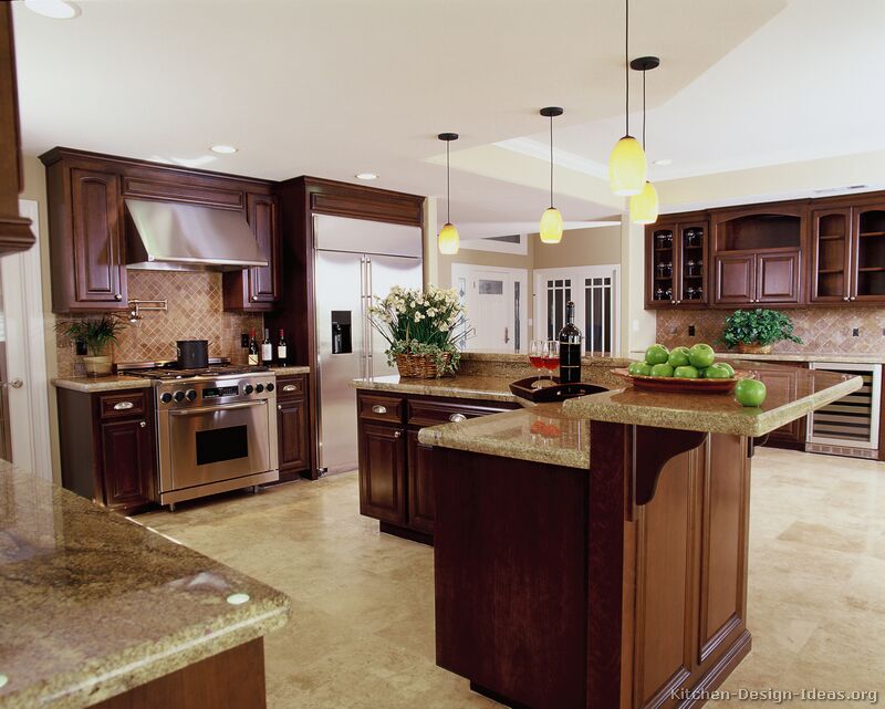 Kitchen Backsplash Ideas with Cherry Cabinets