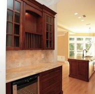 Traditional Dark Wood (Cherry) Kitchen