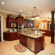 Traditional Dark Wood (Cherry) Kitchen