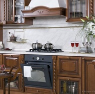 Traditional Dark Wood (Golden) Kitchen