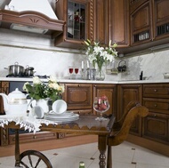 Traditional Dark Wood (Golden) Kitchen