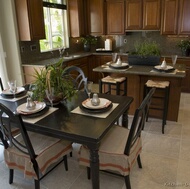 Traditional Dark Wood (Golden) Kitchen