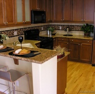 Traditional Dark Wood-Golden Kitchen