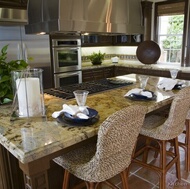 Traditional Dark Wood (Walnut) Kitchen