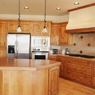 Traditional Light Wood Kitchen