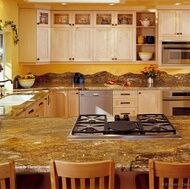 Traditional Light Wood Kitchen