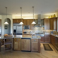 Traditional Light Wood Kitchen