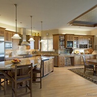 Traditional Light Wood Kitchen